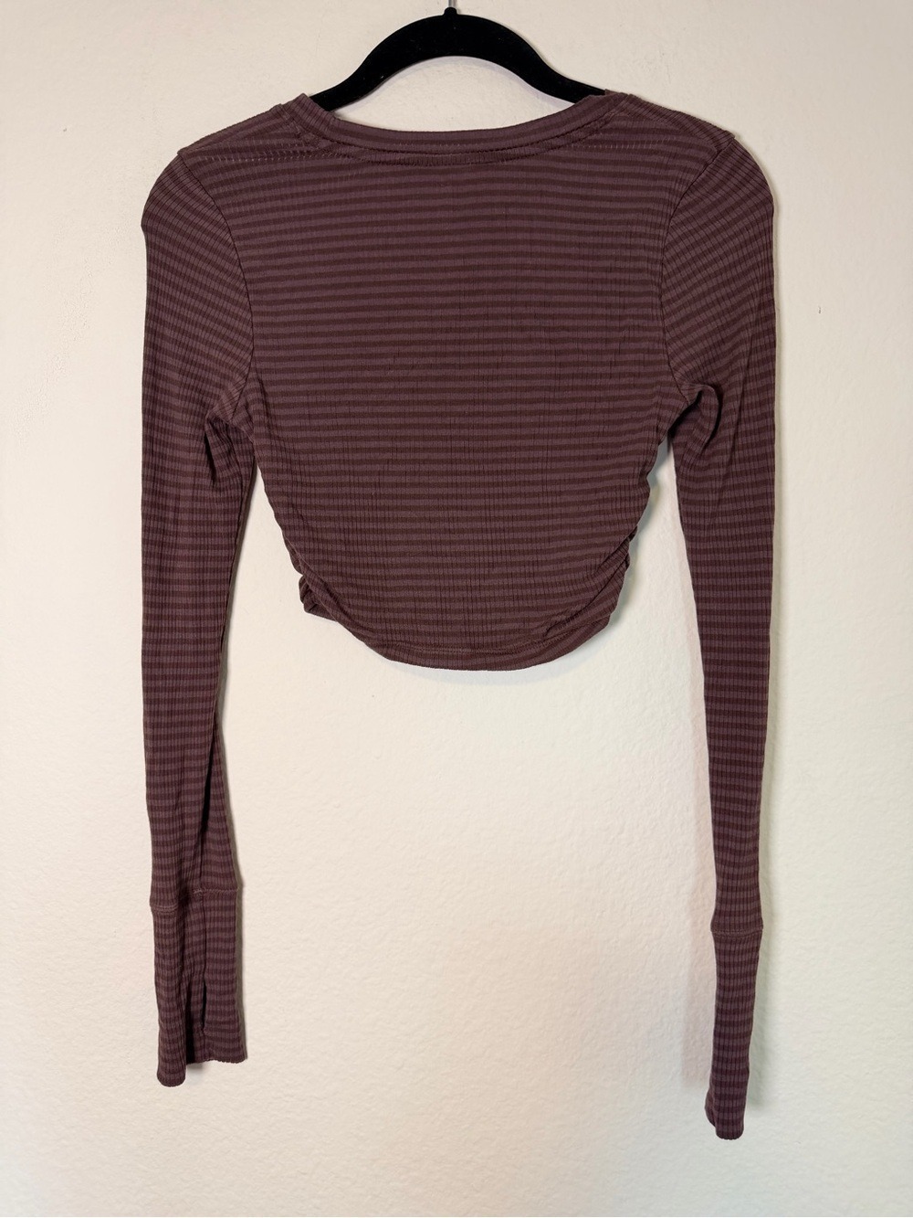 OFFLINE by Aerie Brown Stripe Ruched Crop Top XS - Picture 4 of 9